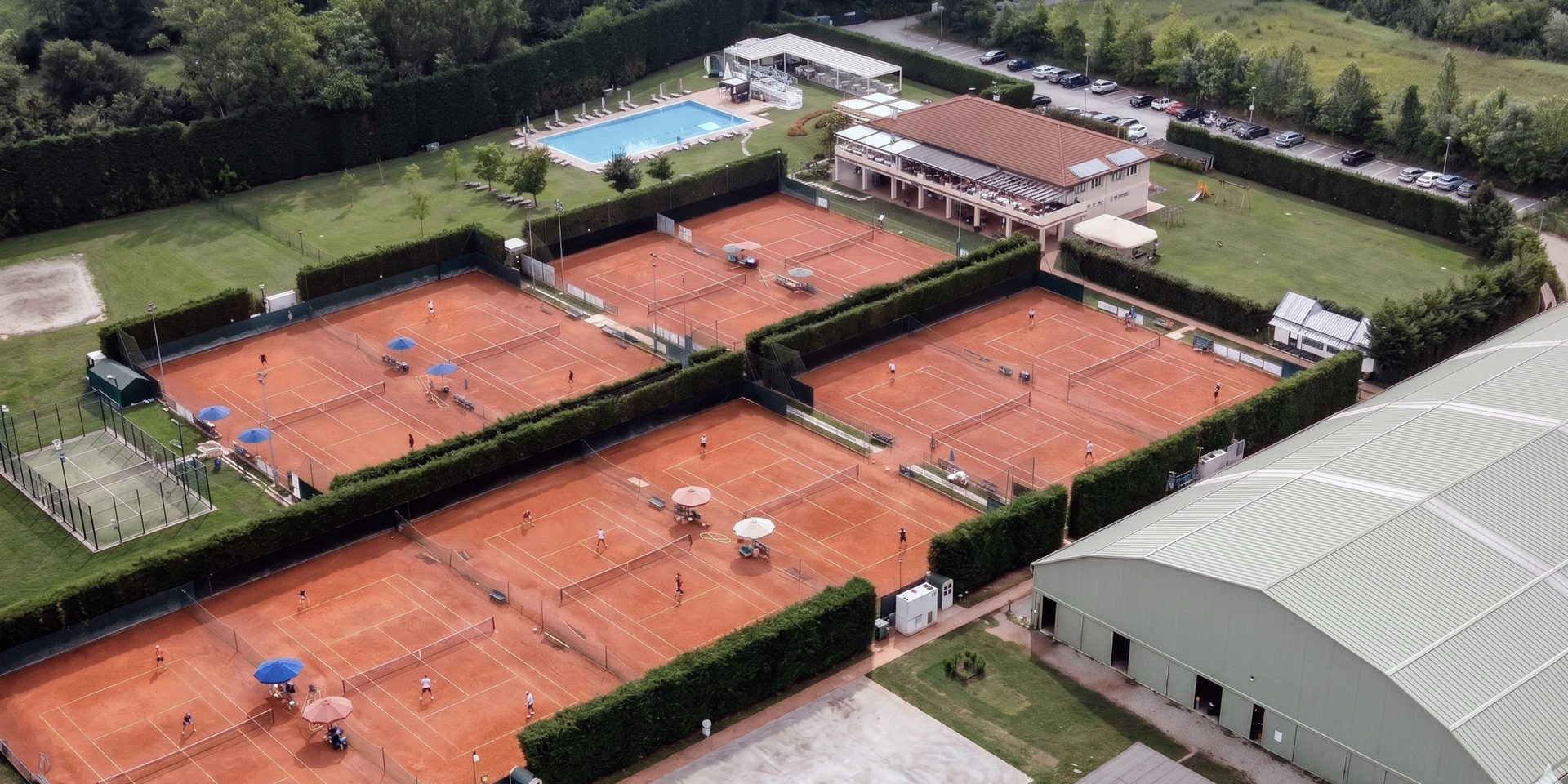 Tennis Club